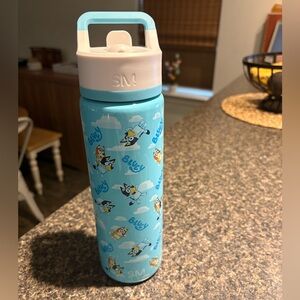 Simple Modern Bluey Tumbler Water Bottle 22oz.